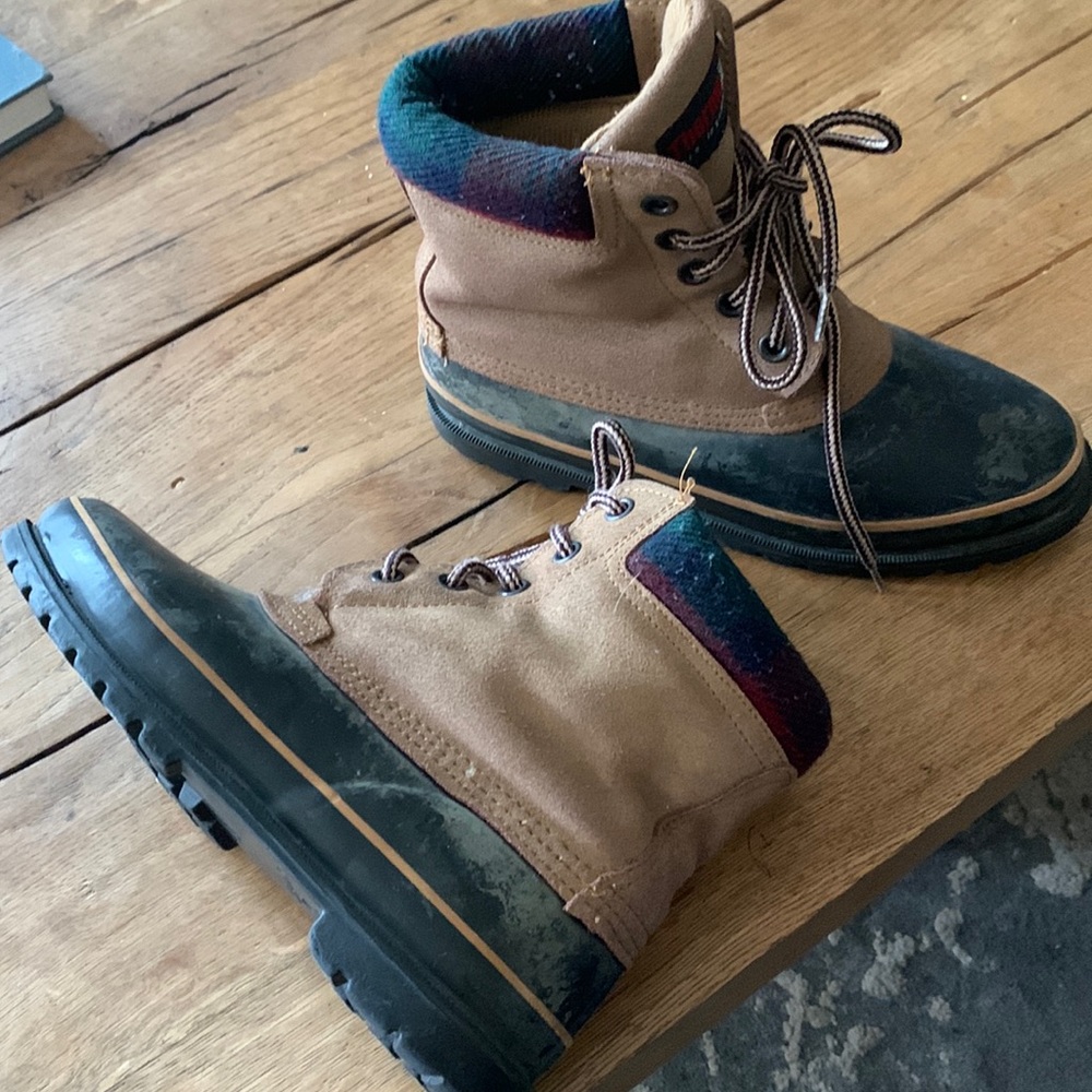 Steel shank duck snow boot hunting all weather boot hiking outdoor size 7 TTS
